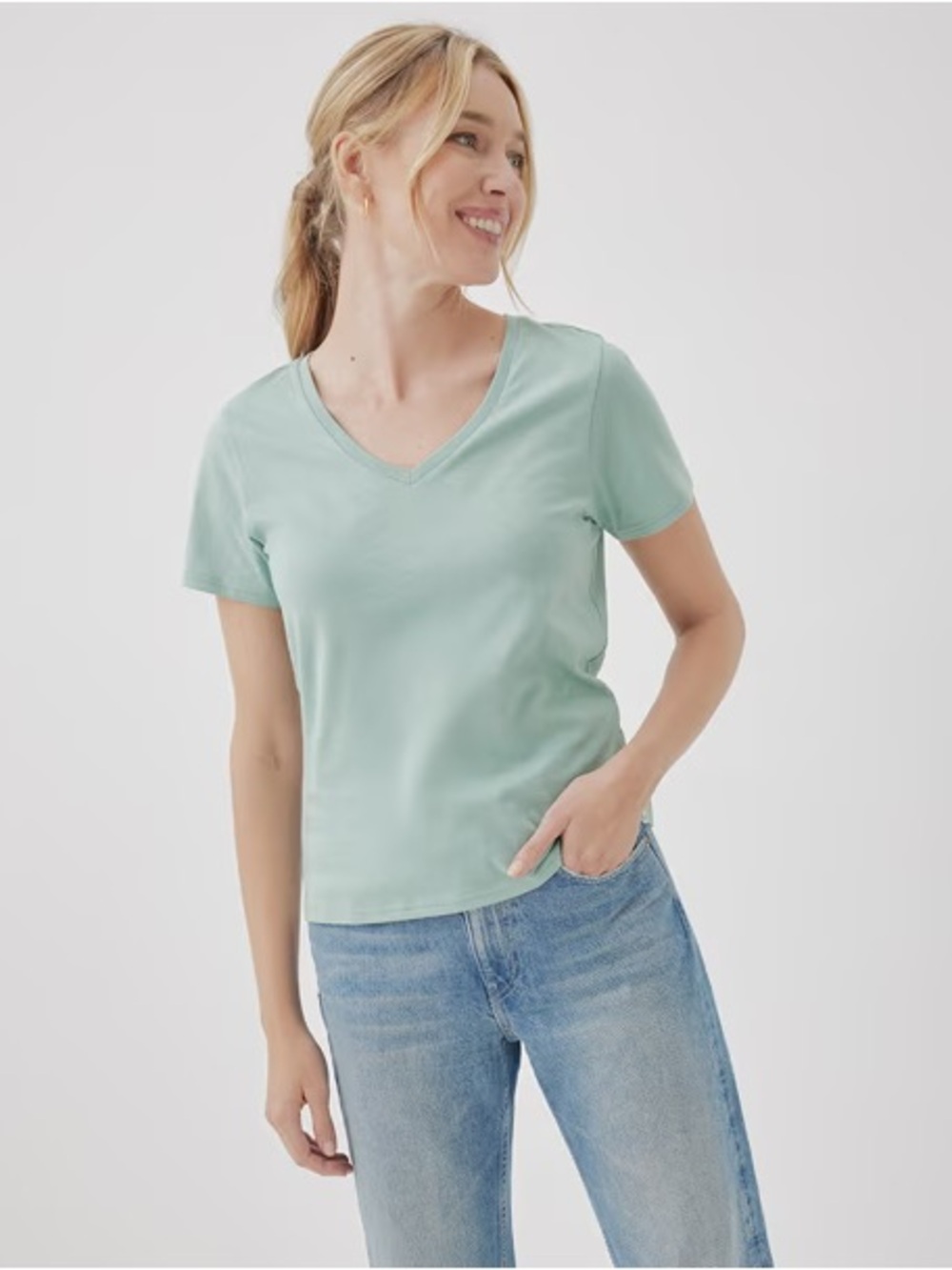 Pact Women's Softspun V-Neck Tee in Light Blue